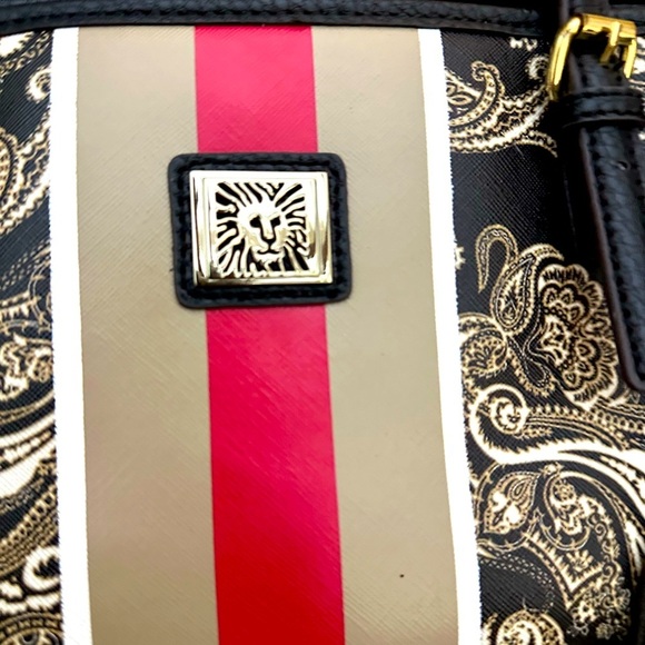 Anne Klein Paisley and Striped Towel - EUC - Picture 2 of 13